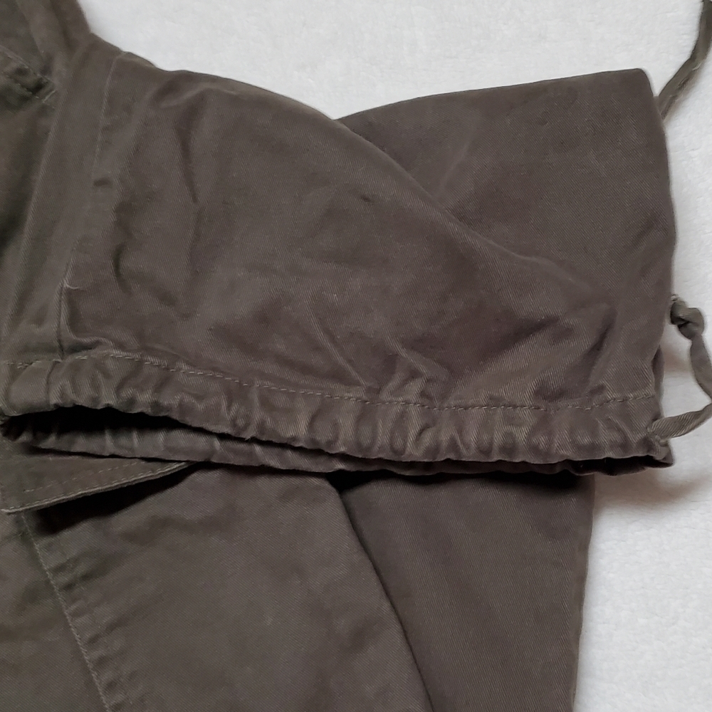 Vintage 1990s Carolina Blues Army Green Khaki Cargo Cropped Ankle Tie Pants - Picture 10 of 14